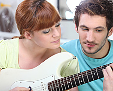 E-Gitarre lernen in Berlin an der Musikschule Karow - Buch und Hohenschönhausen